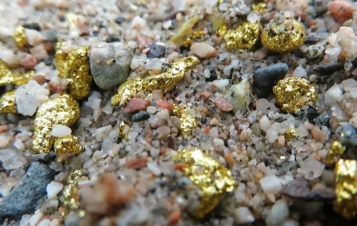 تشخیص طلا در خاک